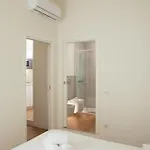 Апартаменты Artstay Exclusive Station Free Parking *